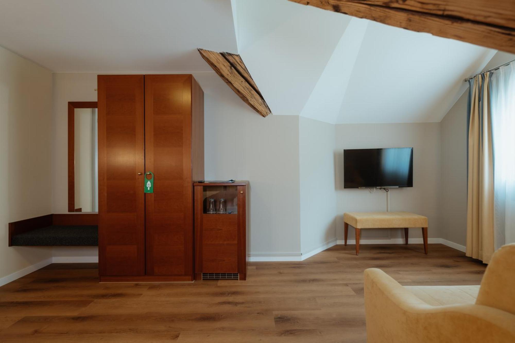 Parkhotel Schwert Weesen Екстериор снимка